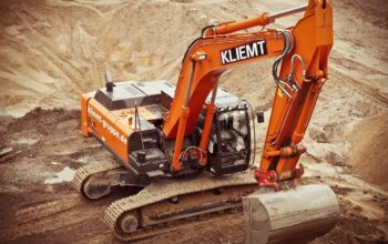 construction site robots working