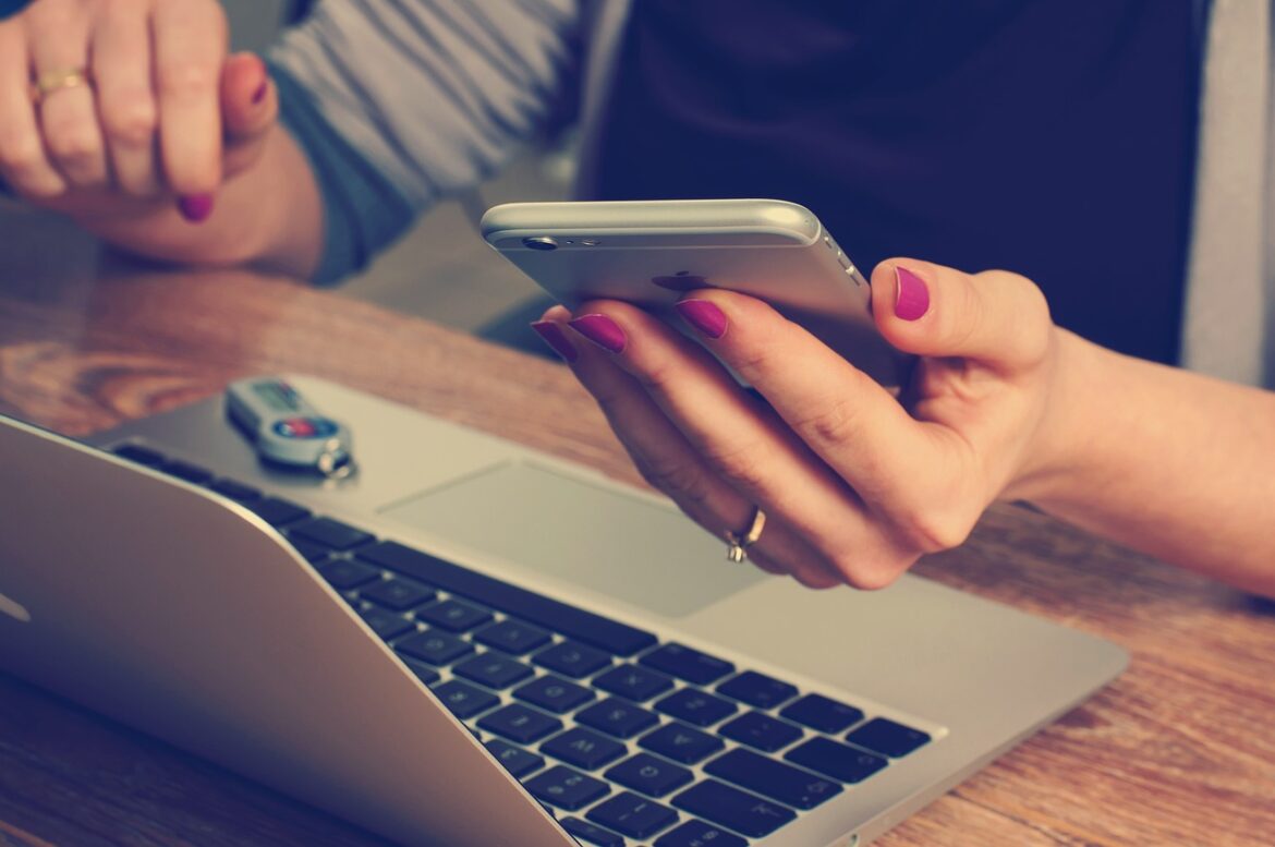 Top 5 Trending Supplements Transforming HR and Workforce Wellbeing in 2025