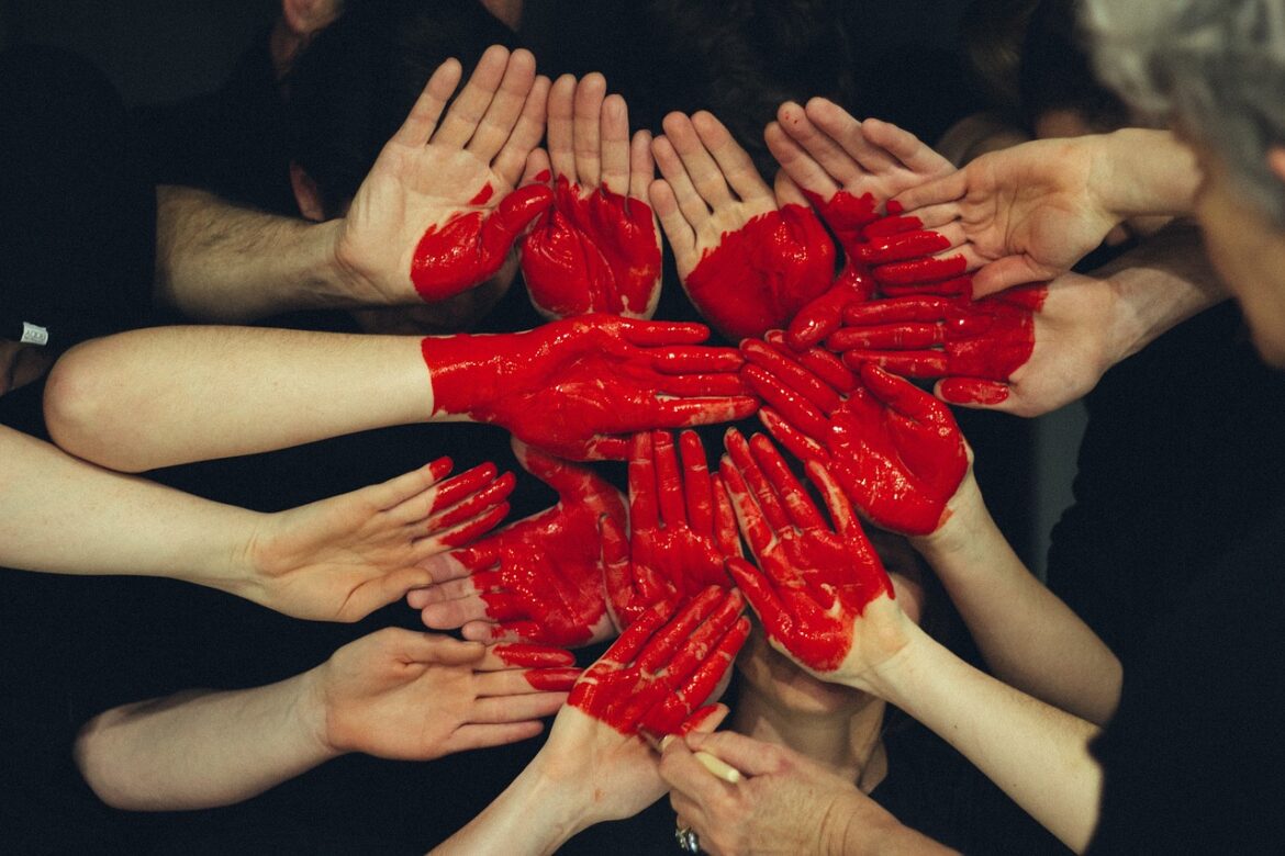Workplace Communication in 2025: How AI, Hybrid Models, and Psychological Safety Are Reshaping Dialogue