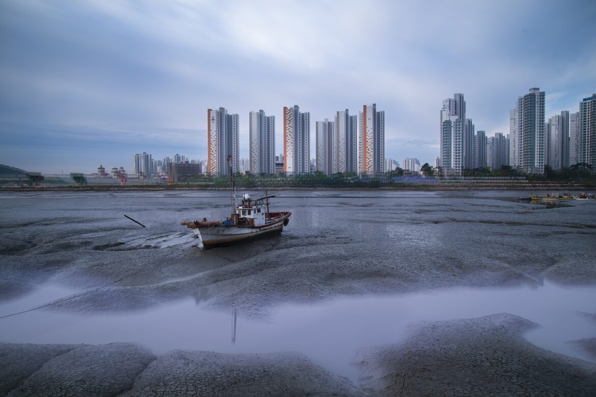 Sustainable Stocks In Focus: A Green Future Unfolds