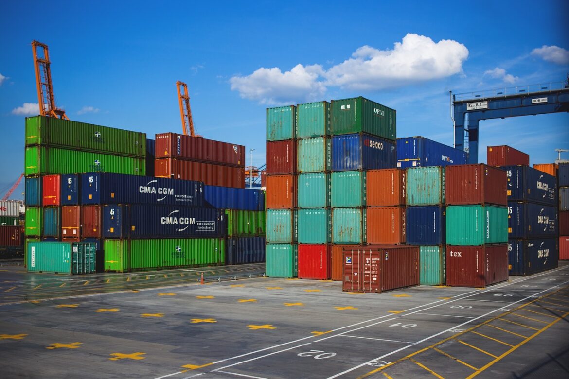 Supply Chain Shake-Up: Nearshoring, Automation, and Geopolitical Risks Drive 2025