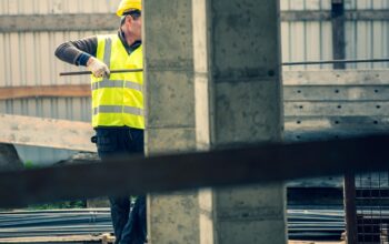 construction workers and robots