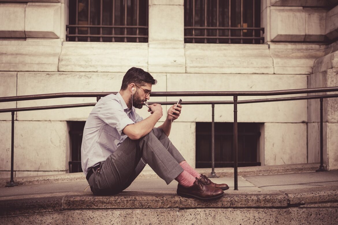 Top 5 Trending Mental Health Products Transforming Care in 2025