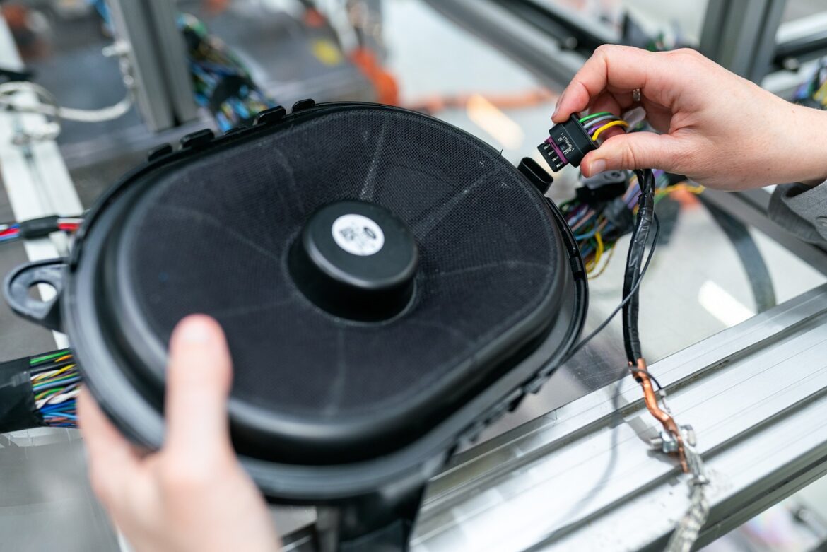 Driving Change: How HR is Steering the Future of the Auto Industry