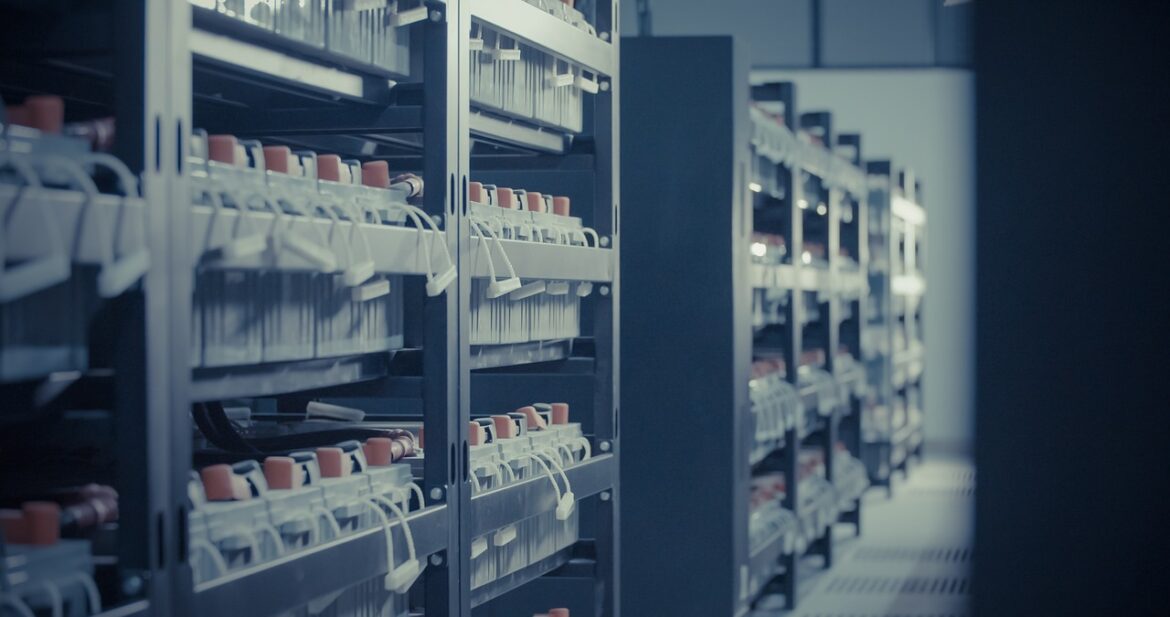 Microsoft Doubles Down on Data Centers as AI Drives Cloud Growth Spurt