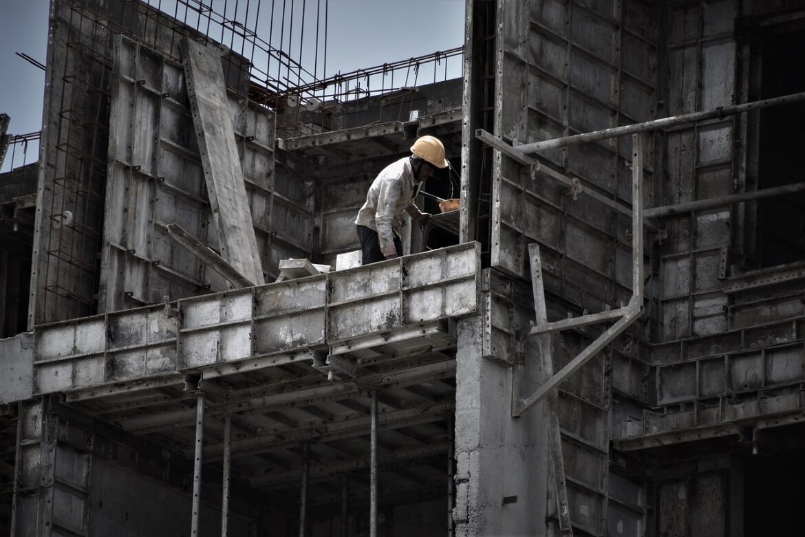 Construction Enters the Digital Era: Real-world Stories of Tech-Driven Change