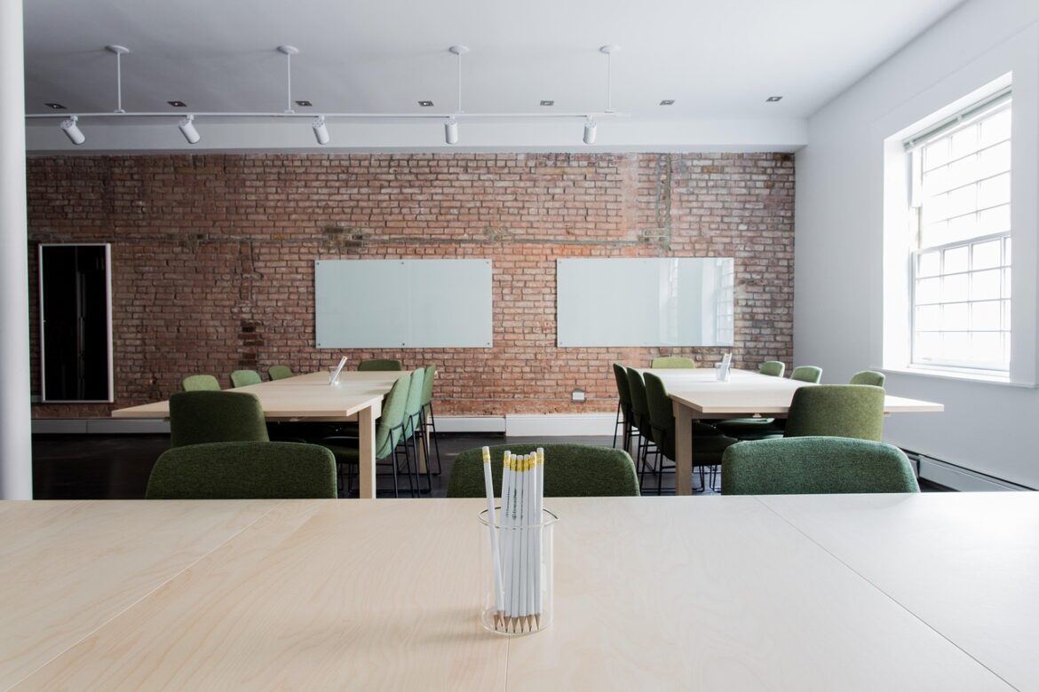 Workplace Communication: Trends and Breakthroughs