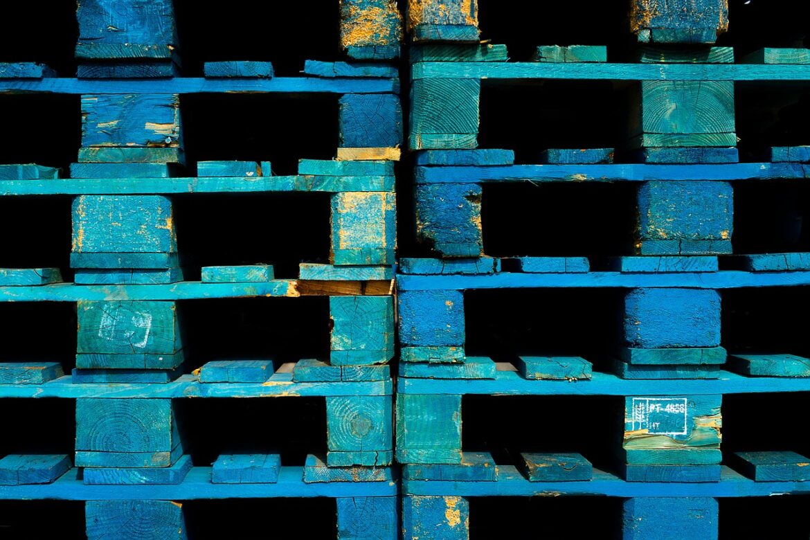Top 5 Trending Supply Chain Software Solutions Streamlining 2025 Operations