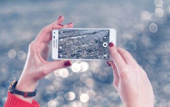 smartphone with project dashboard