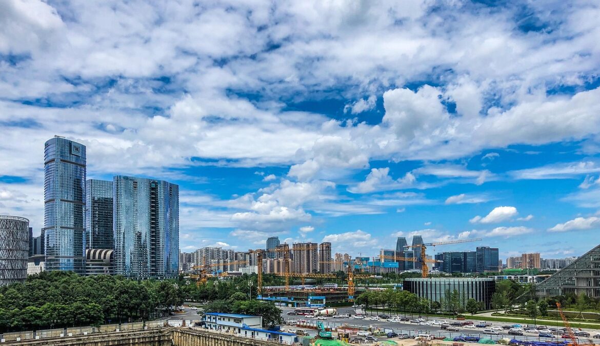 How Cloud Services Are Revolutionizing Construction in 2025