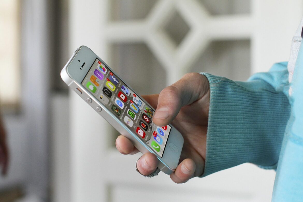 Top Finance Tools Making Money Smarter in 2025
