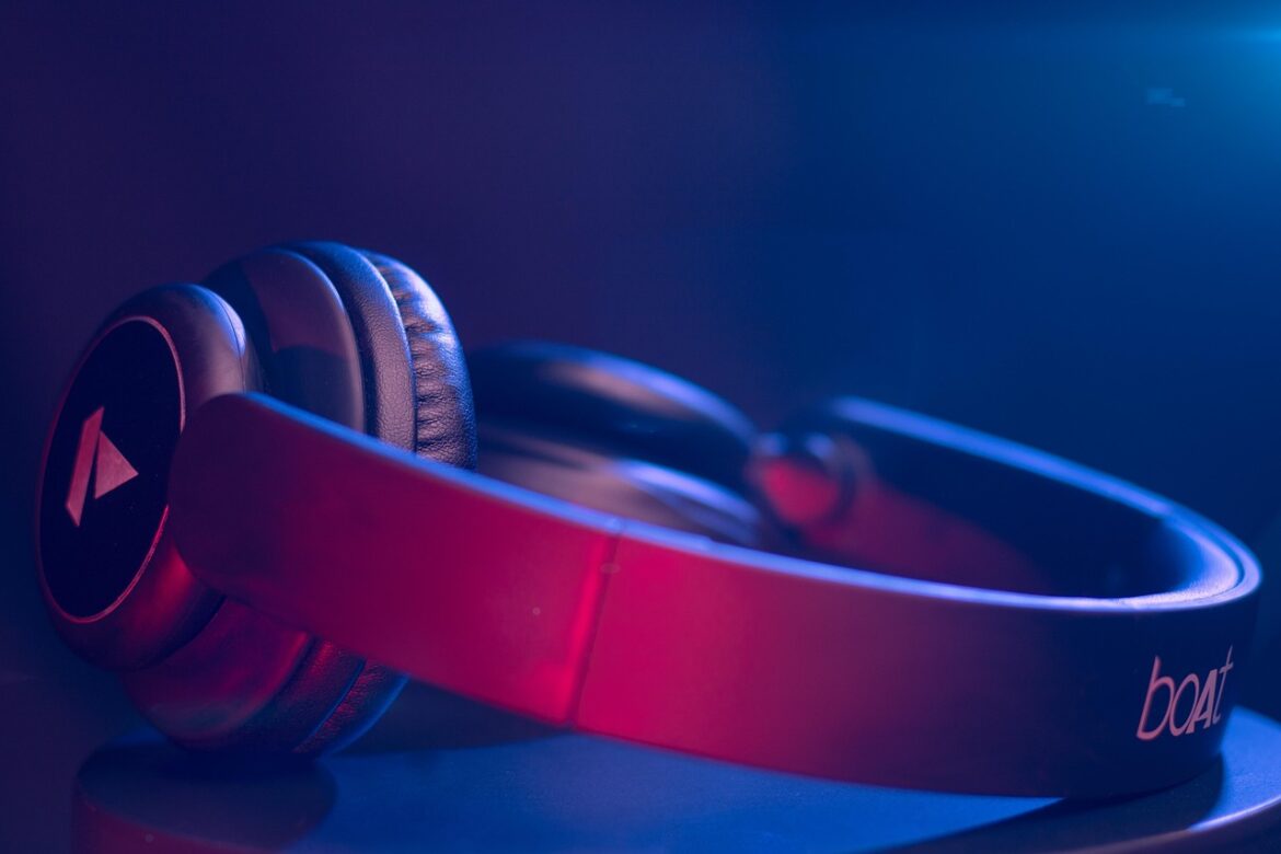 Exploring 5 Must-Have AI Gadgets Shaping Everyday Life in 2025