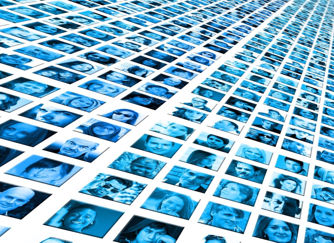 Workplace Communication Trends Shaping 2025