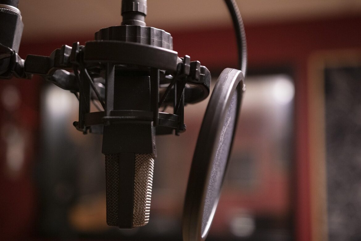 Top Workflow Podcasts to Boost Your Daily Productivity