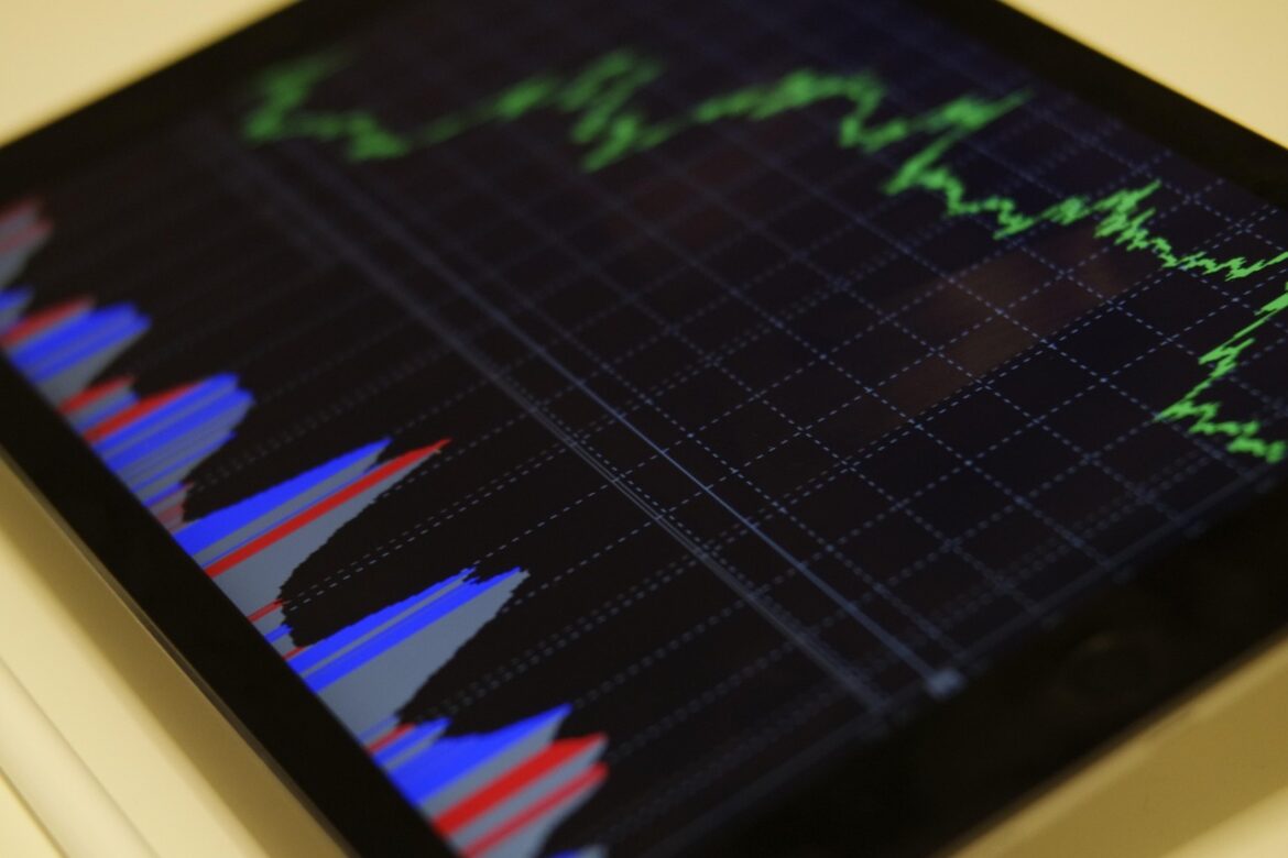 Top Finance TV Shows Making Waves in 2025