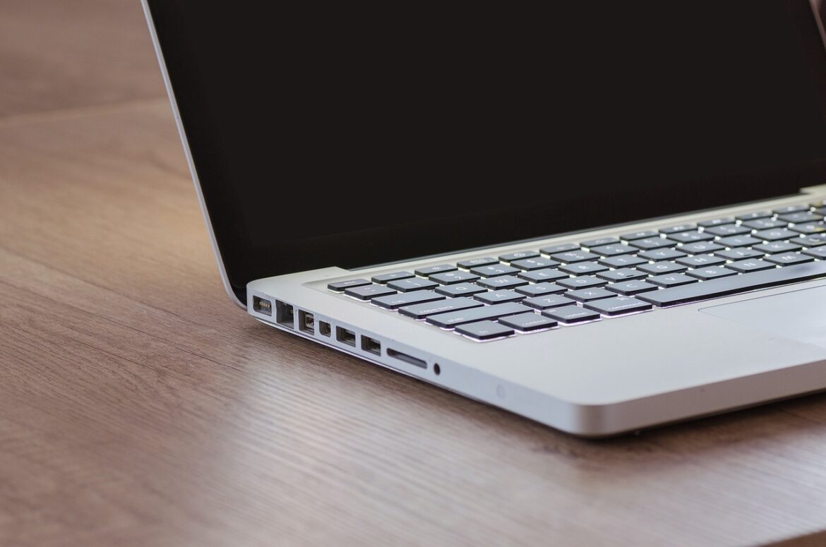 Top Productivity Hardware Trends in 2025: Real Stories From the Front Lines