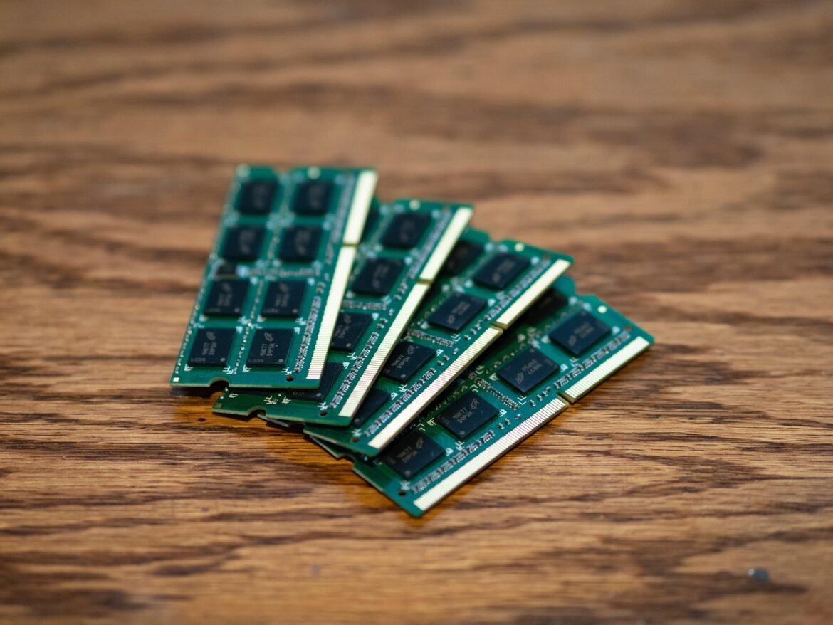 2026 Laptop Crunch: Supply Chain Shakeups
