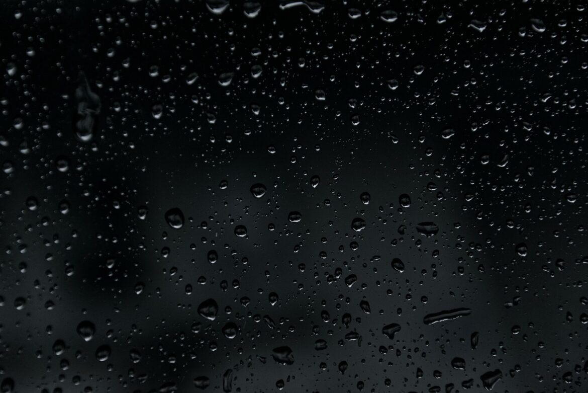 Designs Facing 2026 Weather Shifts: Hot Trends
