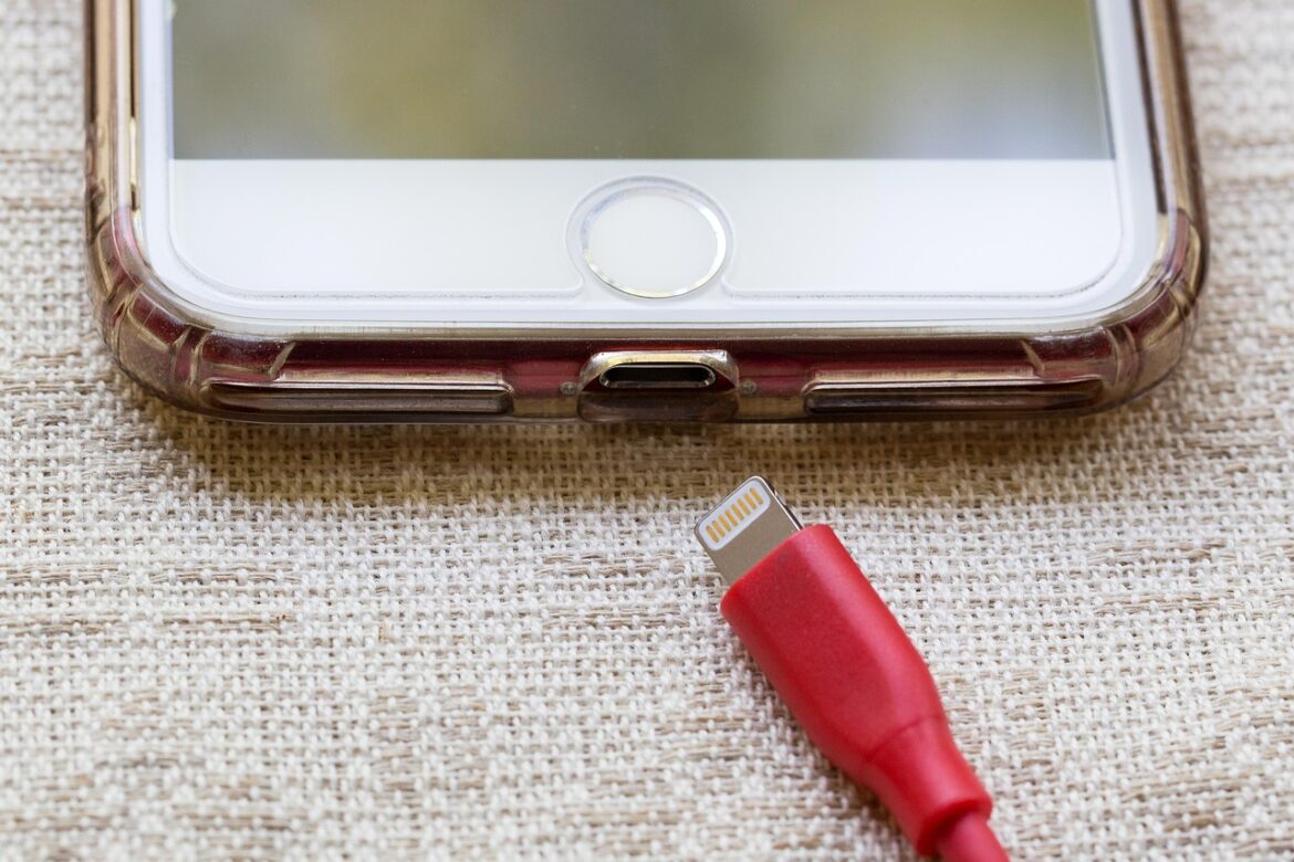 Cell Phone Wars: Leadership Lessons from 2026 Battles