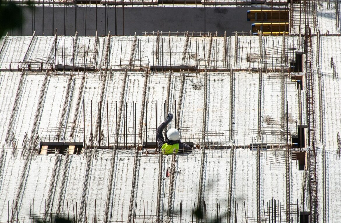 Construction Sites Chatting Better: 2026 Trends