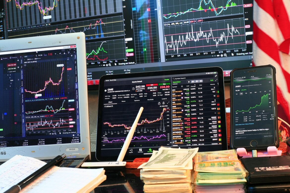 Workflow Wizards: AI Stocks Reshaping Work in 2026