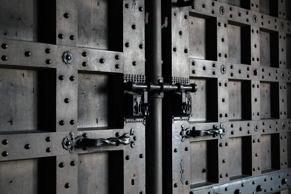 5 Hot Hardware Tools Taming 2026 Compliance Chaos