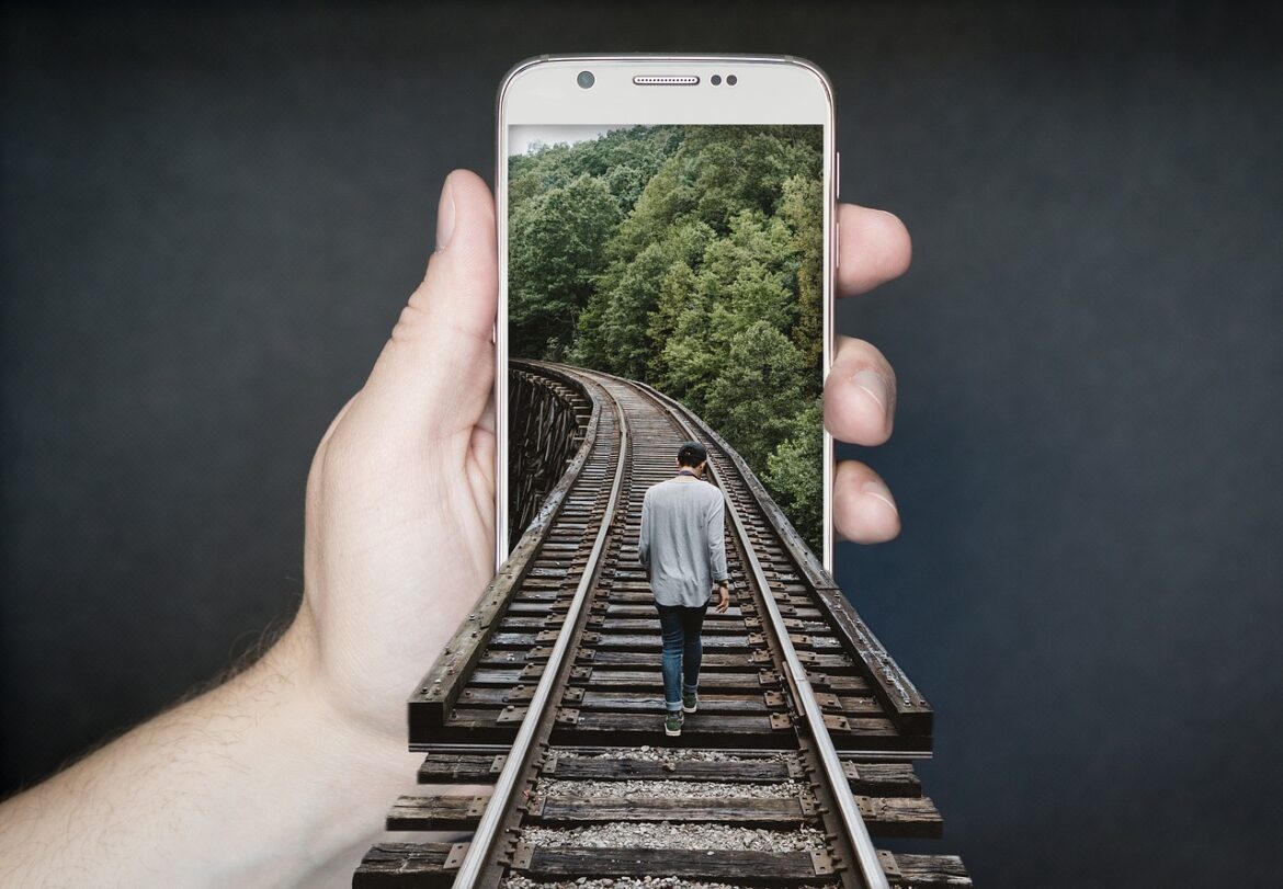Leadership Calls: 5 Iconic Phones That Rang True