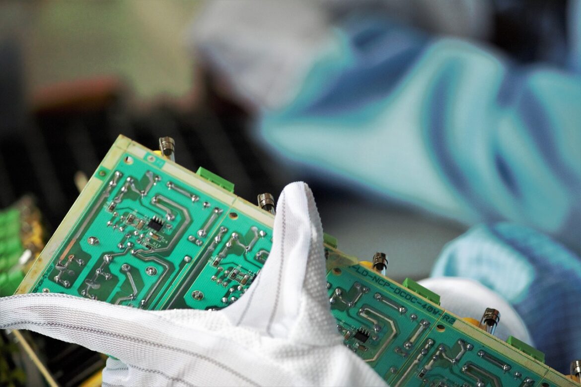 Green Gadgets Revolution: 5 Eco Electronics Trending Now