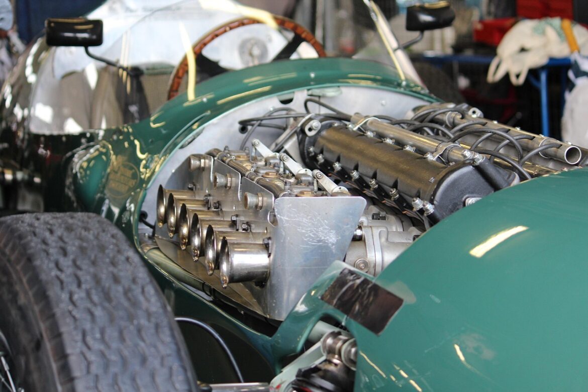Behind the Scenes: Hot Admin Jobs in F1 Racing