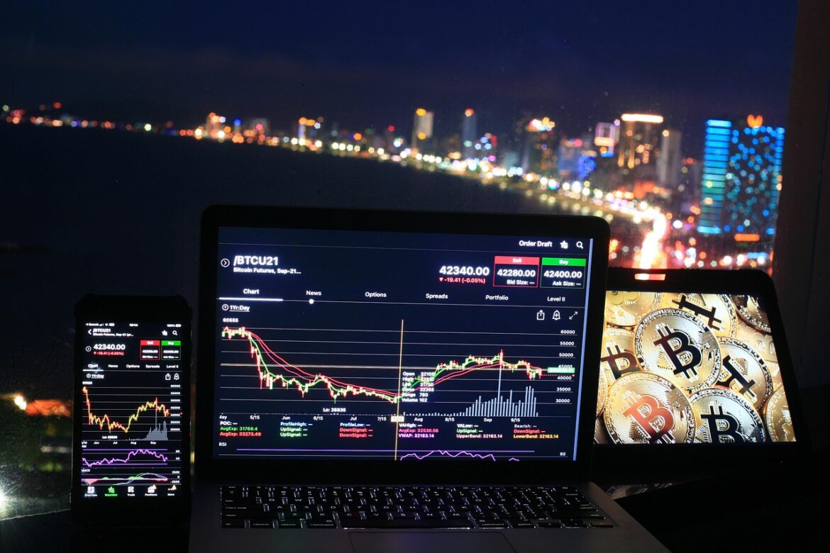 5 Hot Finance Tools Revolutionizing Money Management in 2026
